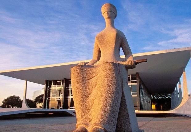 Covid-19 passa a ser reconhecida como doença ocupacional pelo STF, que permite autuação de empresas