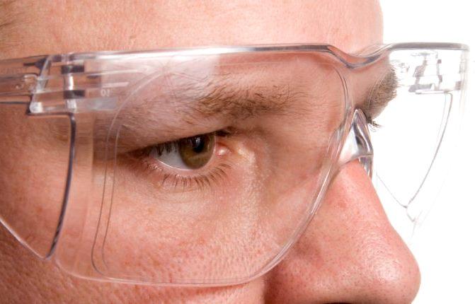 Mais de 150 mil acidentes oculares são registrados por ano
